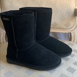 Basically New BearPaw Boots!